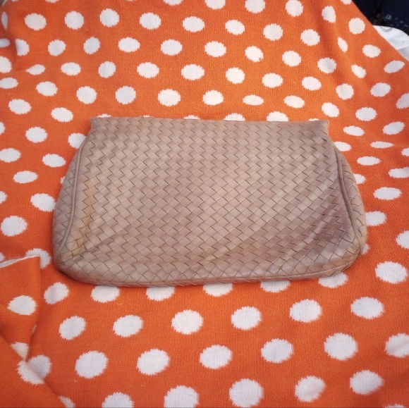 Auth Bottega Veneta Italy Intrecciato Taupe Leather Large Envelope Clutch bag - Picture 2 of 13